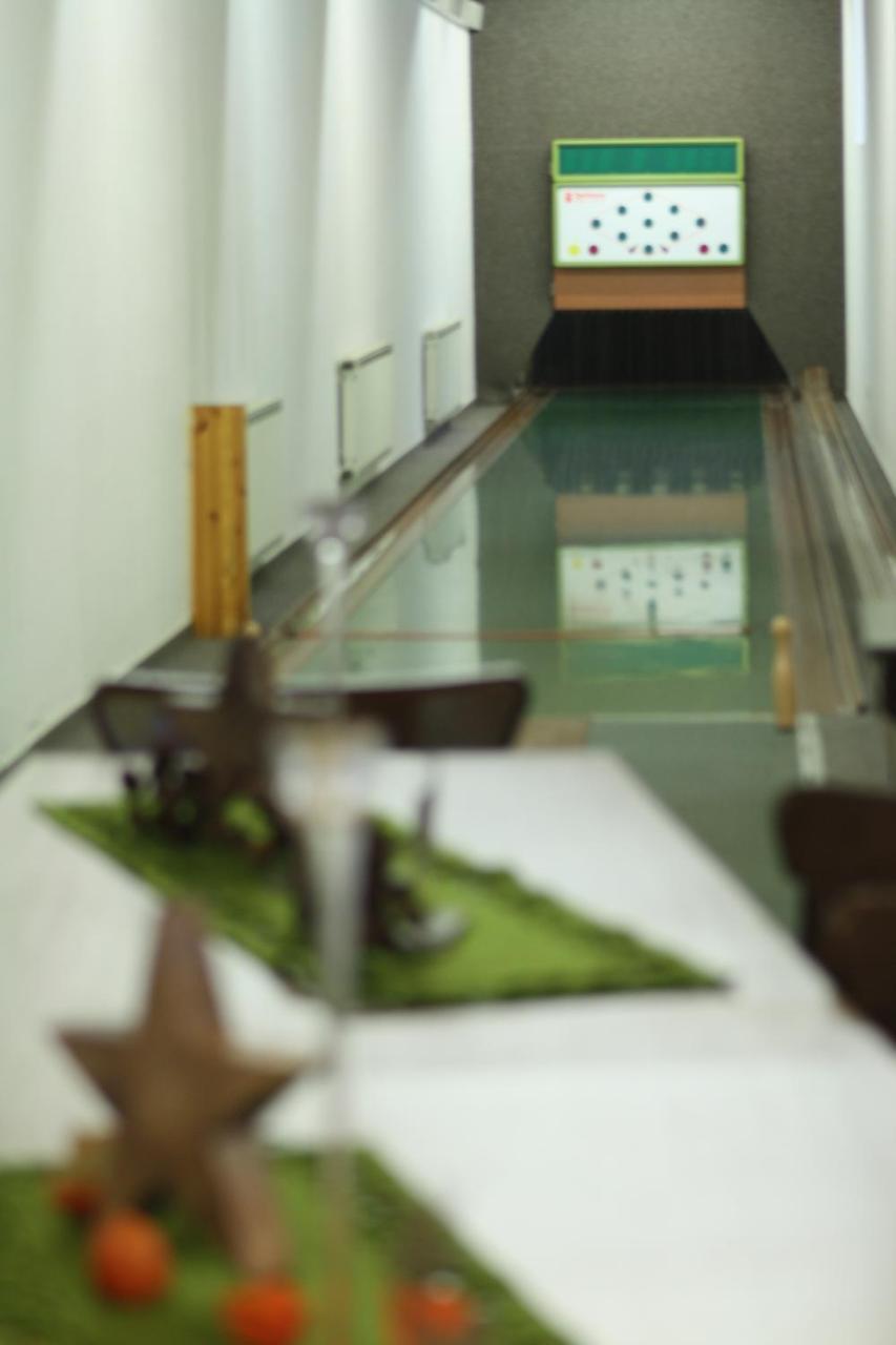 פרידריכסדורף Taunustagungshotel מראה חיצוני תמונה